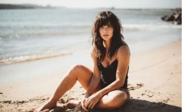 가을, 파리를 물들인 ‘프렌치 프린지(French Fringe)’ 열풍