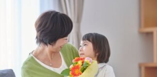 애 본 공은 없다더라만