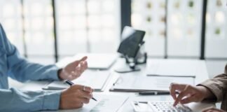 법인형태로 사업을 하면 어떻게 절세를 할 수 있나요?